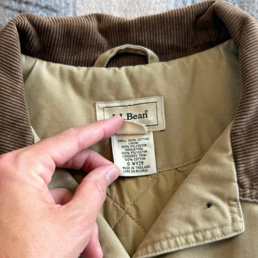 Vintage Women’s L.L. Bean Quilt Lined Barn Coat Size Petite Medium Corduroy - Picture 5 of 12